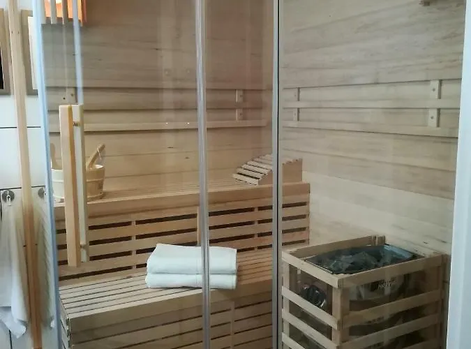 Ferienwohnung Am Reinhardswald - Eichenlaub - Mit Sauna