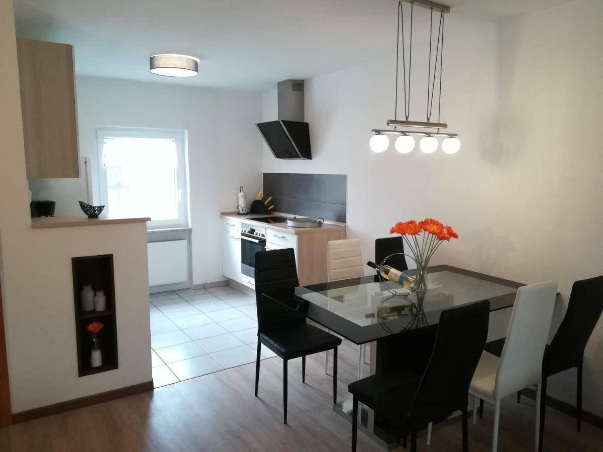 Am Reinhardswald - Eichenlaub - Mit Sauna