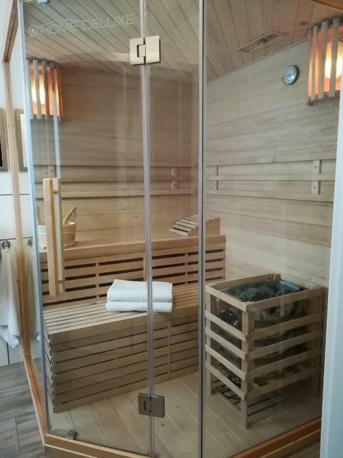 Am Reinhardswald - Eichenlaub - Mit Sauna Apartment