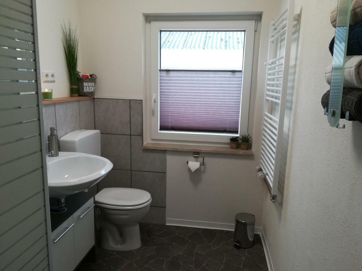 Am Reinhardswald - Eichenlaub - Mit Sauna Appartement *